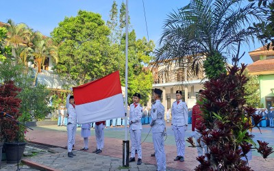 Upacara Hari Kelahiran Pancasila di SMAN 2 Kota Malang Berlangsung Khidmat